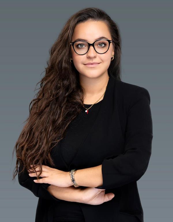 Belkisa Trimi - Equipe