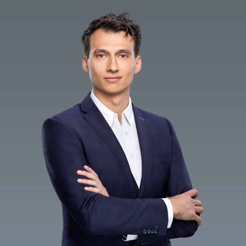 Cedric Strobel - Team